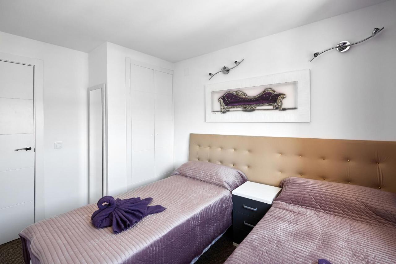 Las Palmeras 15A Apartment Benidorm Bagian luar foto